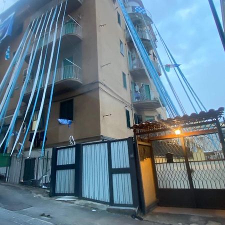 Napoli Centro Casa Con Due Camere E Cucina Bagian luar foto